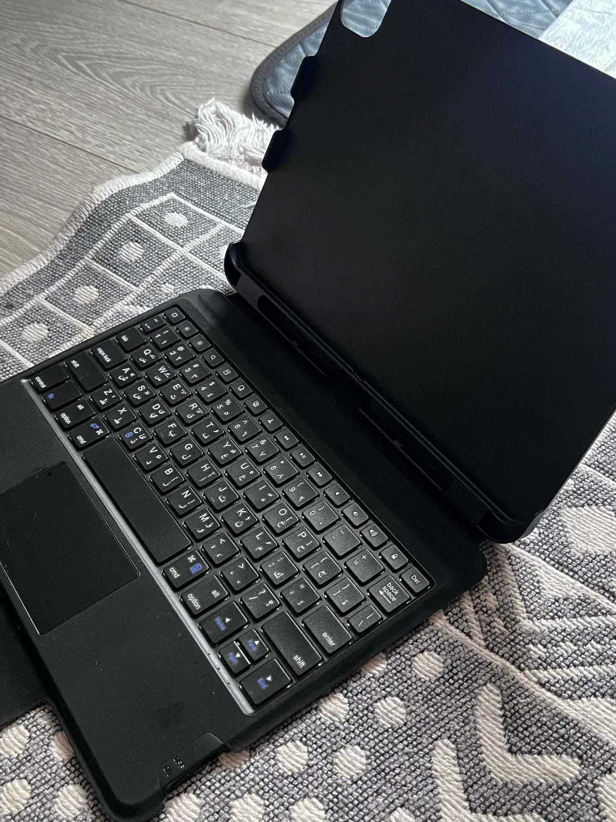 Чехол-клавиатура Choetech iPad Pro 11 3