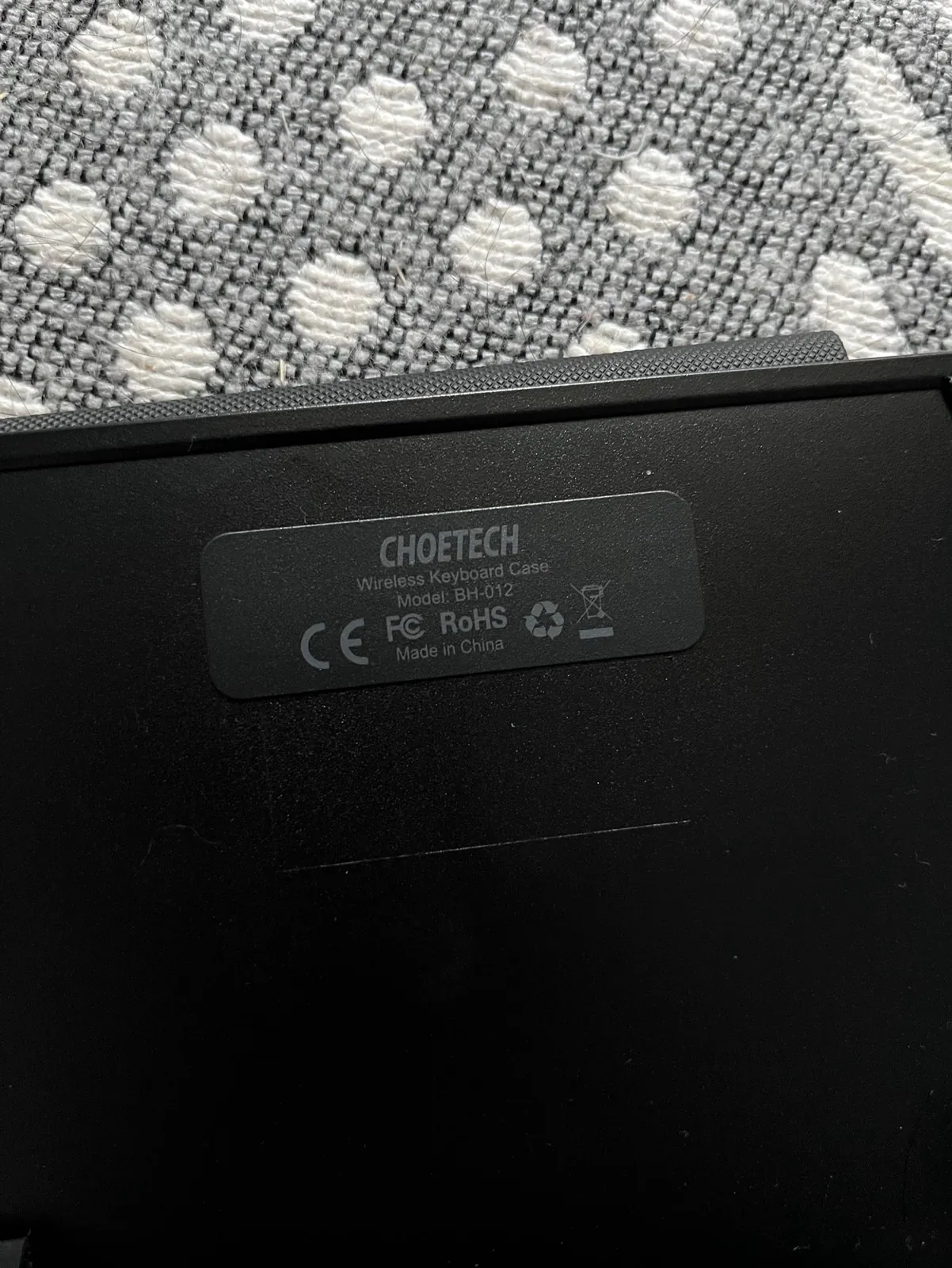 Чехол-клавиатура Choetech iPad Pro 11 6