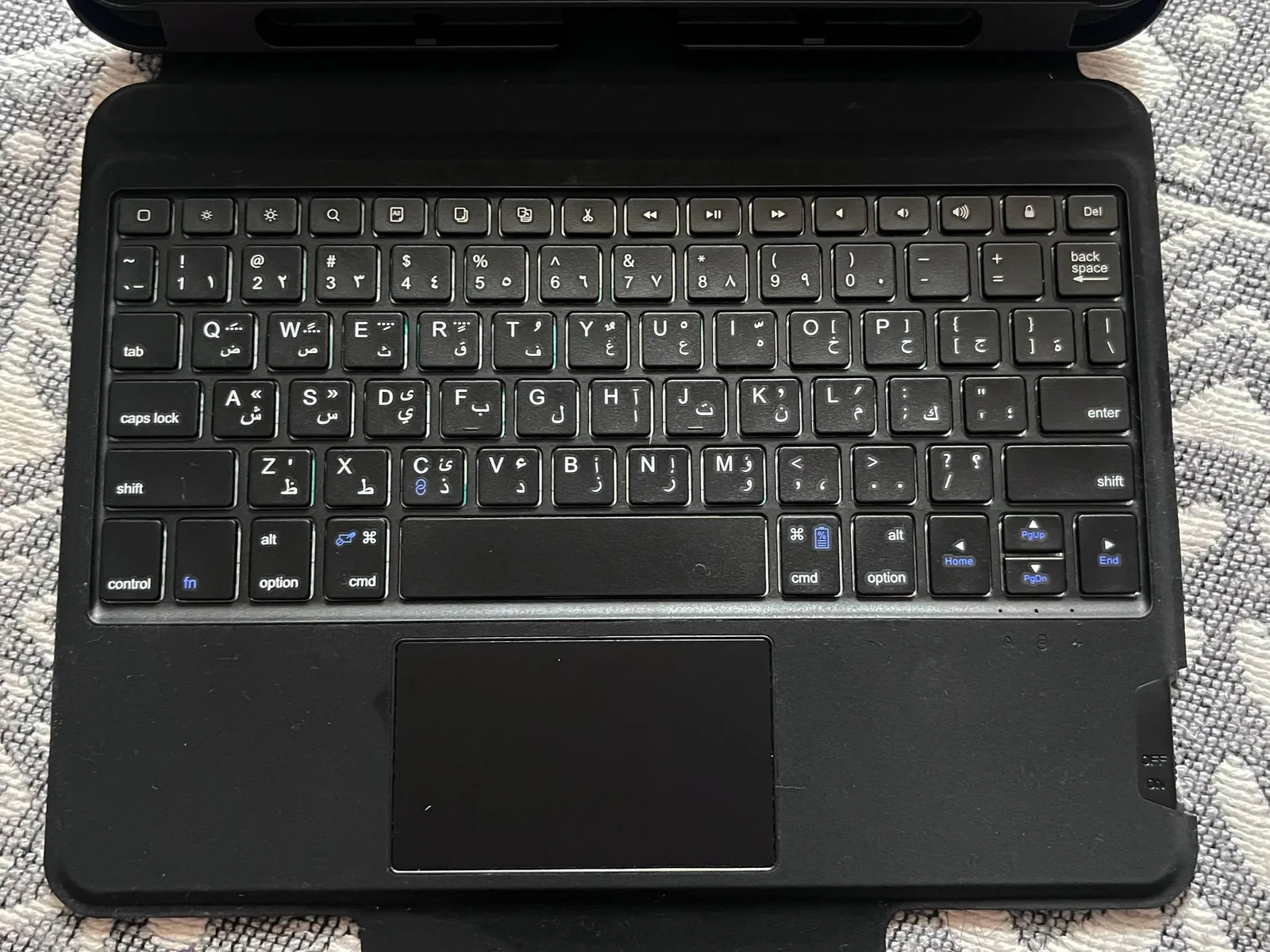 Чехол-клавиатура Choetech iPad Pro 11 4