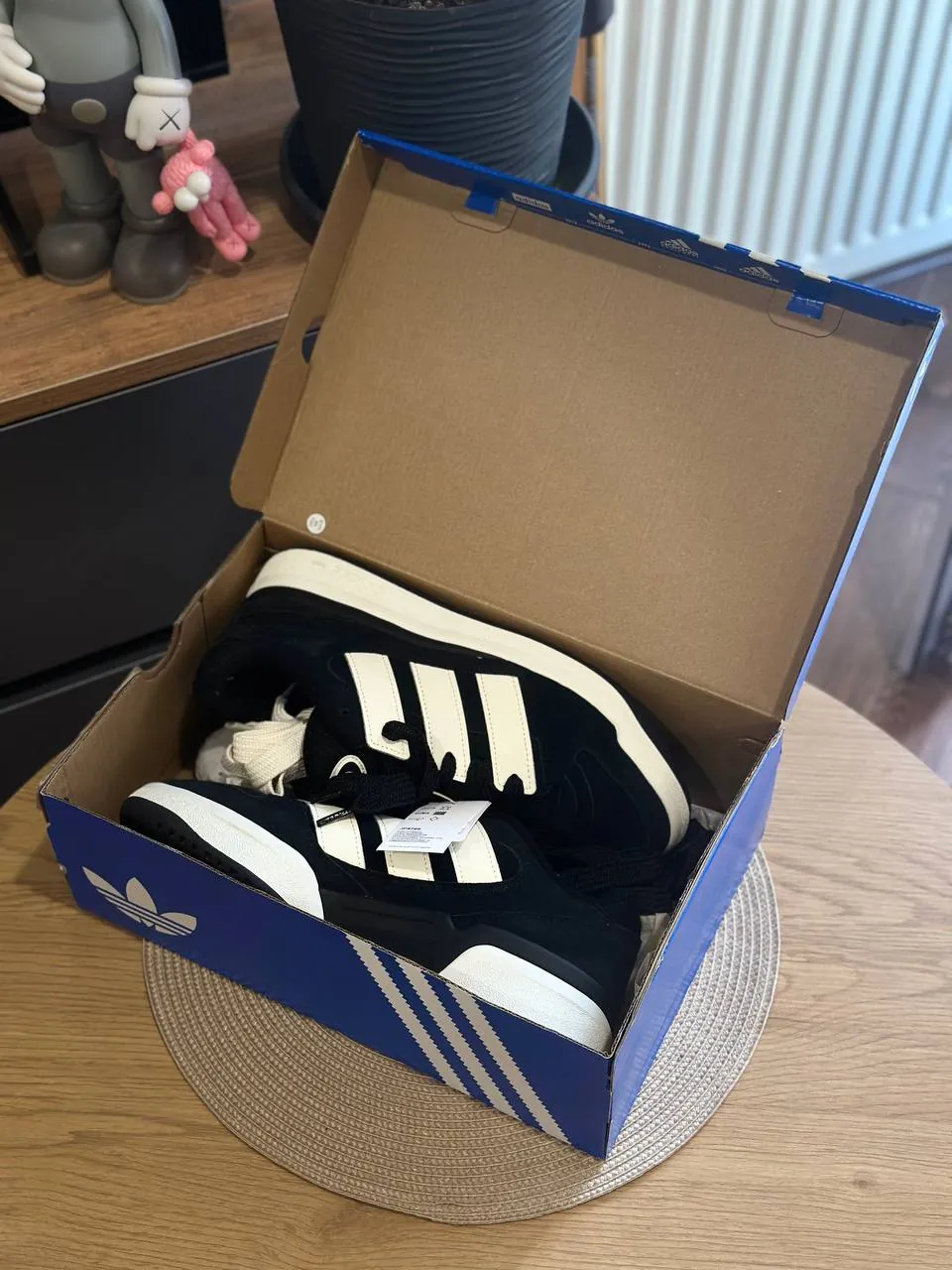 Кроссовки Adidas Original новые 1