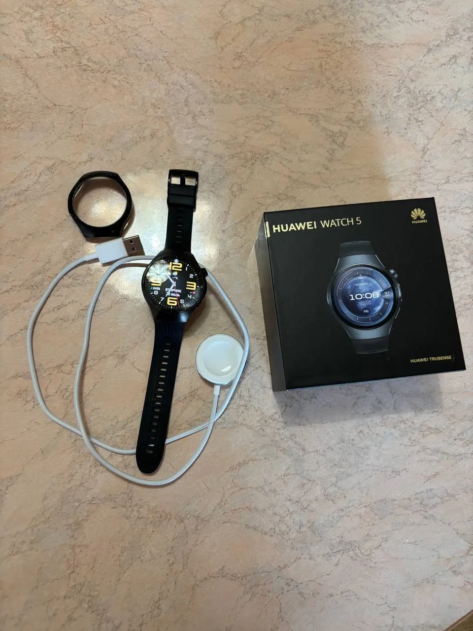 Смарт-часы Huawei Watch 5 1