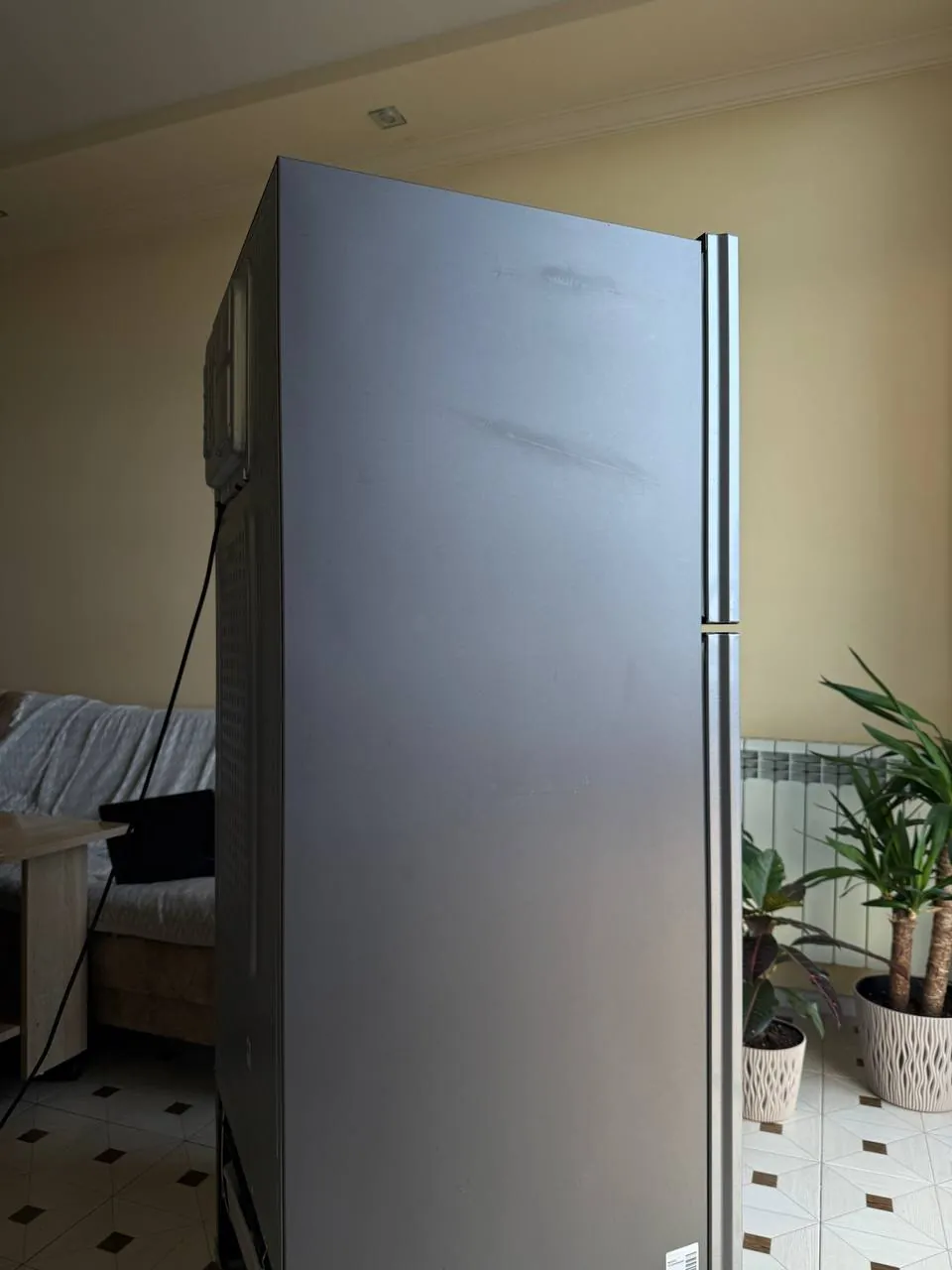Холодильник Samsung RT22HAR4DSA 4