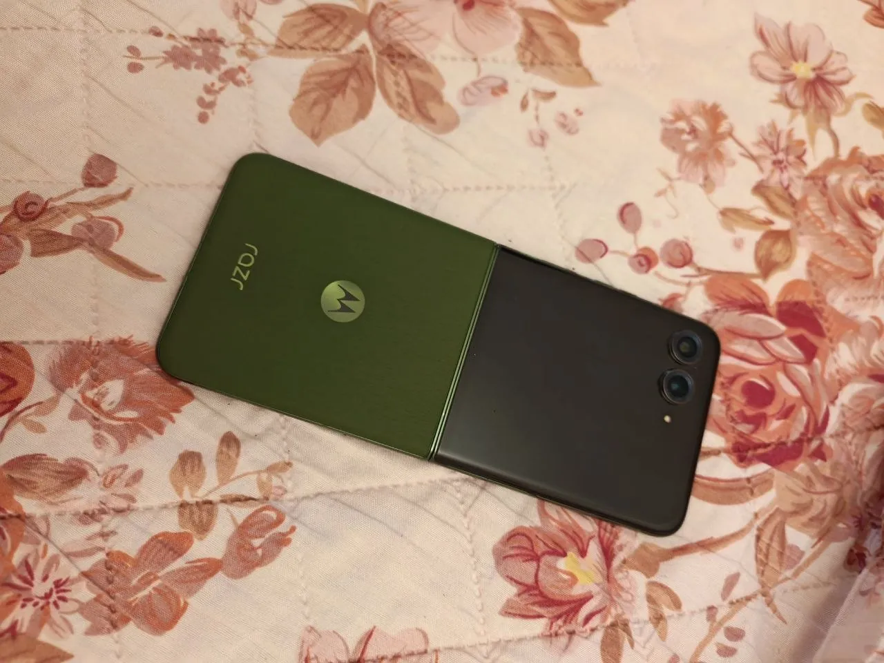 Motorola RAZR 50 Ultra идеальное состояние 6