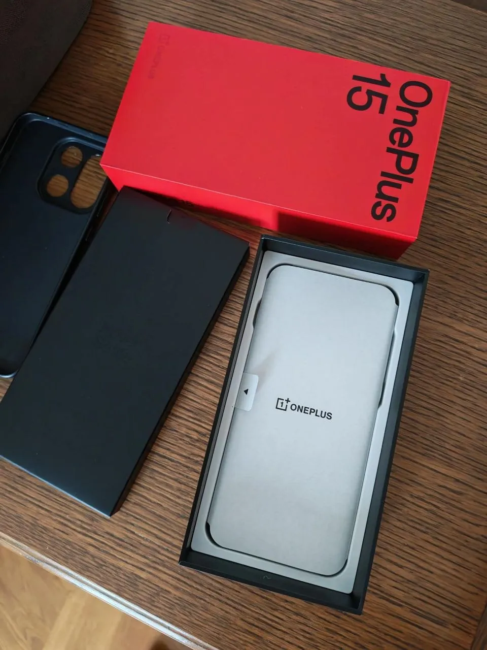 OnePlus 15 новый гарантия 2 года 5