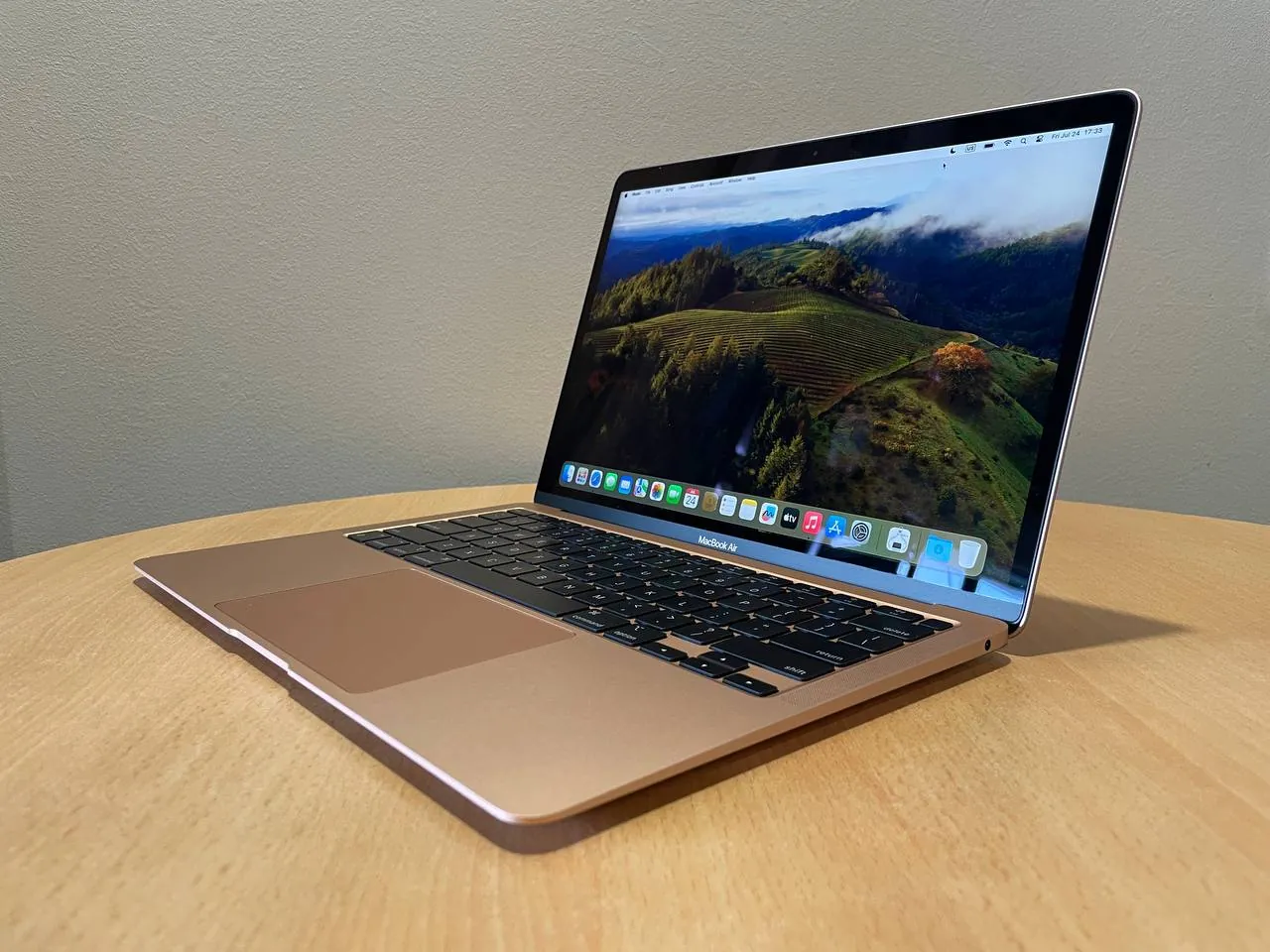 MacBook Air M1 8/128GB 2