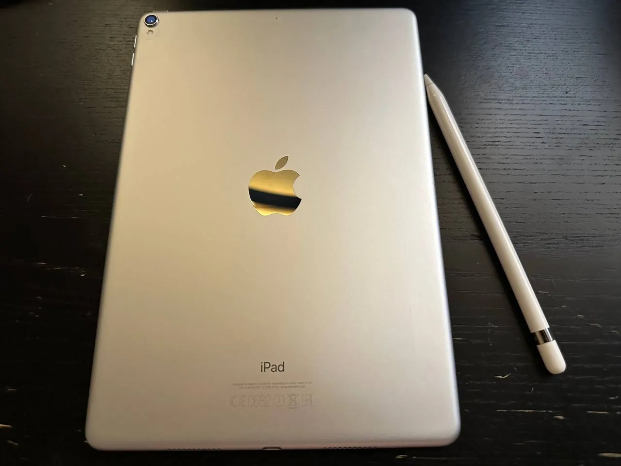 iPad Pro 10.5 64GB + Apple Pencil 2