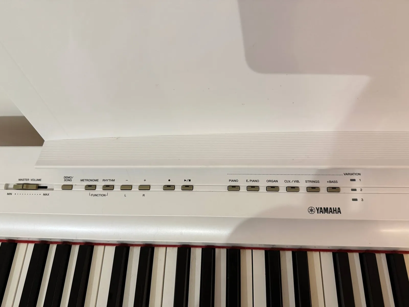 Пианино цифровое Yamaha P-125A 4