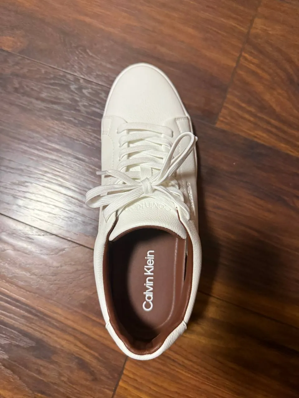 Calvin Klein новые размер 43.5 2
