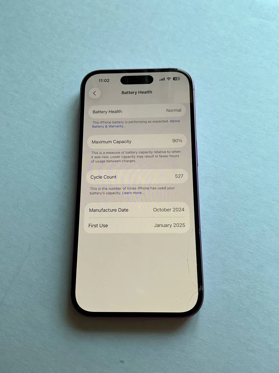 iPhone 16 128GB скол на стекле 2