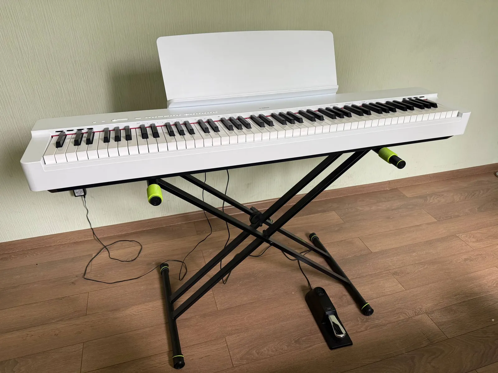 Пианино Yamaha P225 педаль и стойка 1