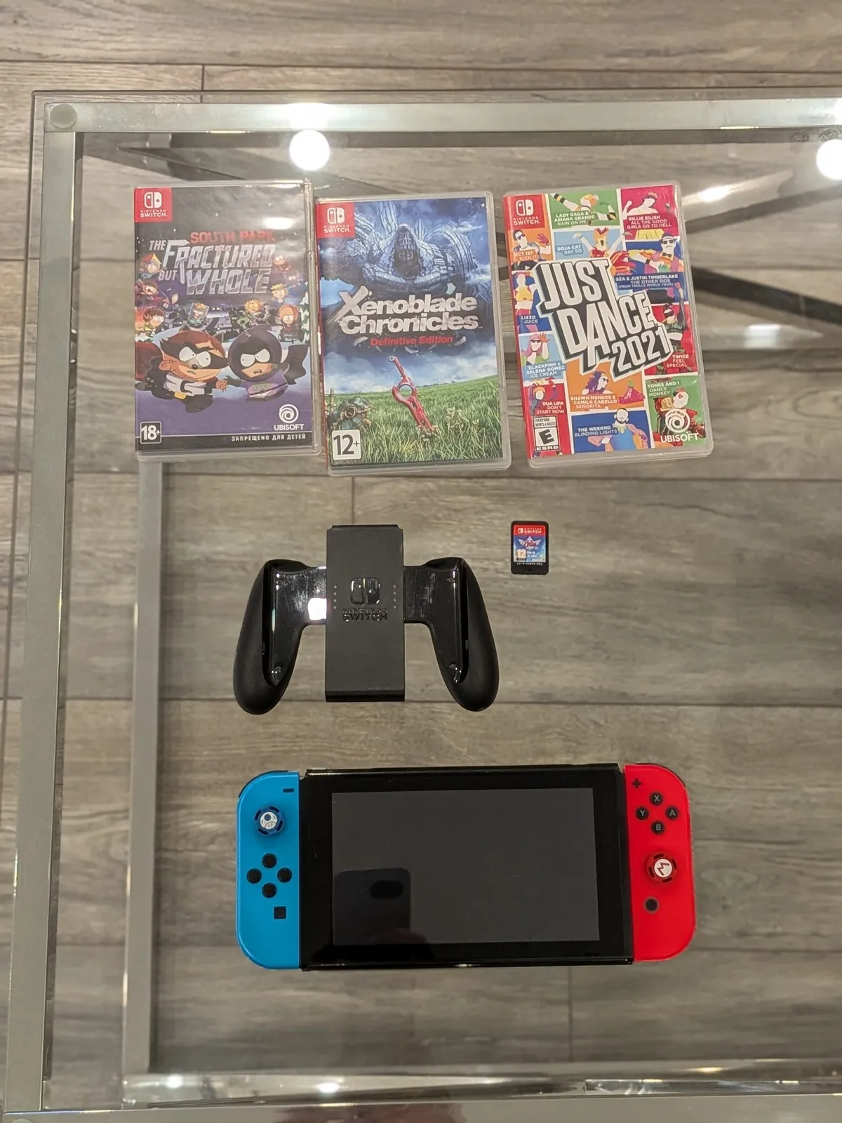 Nintendo Switch V2 с играми и доком 1