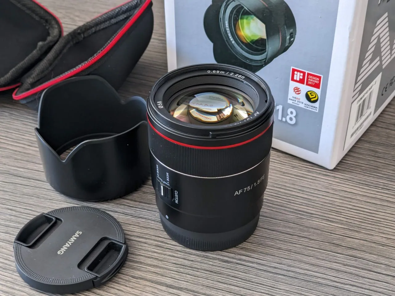 Объектив Samyang 75mm f1.8 Sony E 1