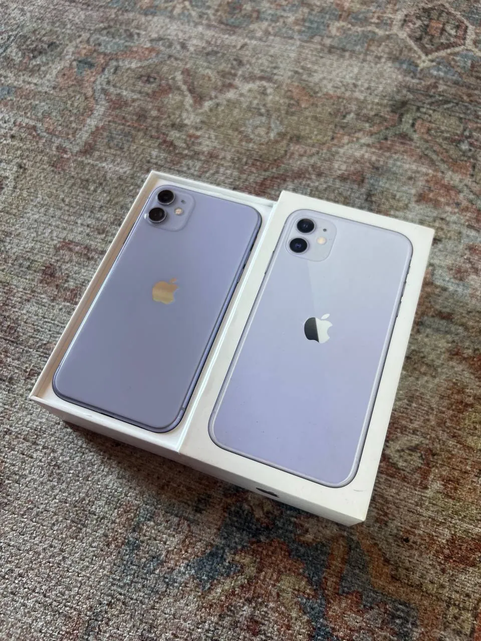 iPhone 11 64GB Purple отличное состояние 3