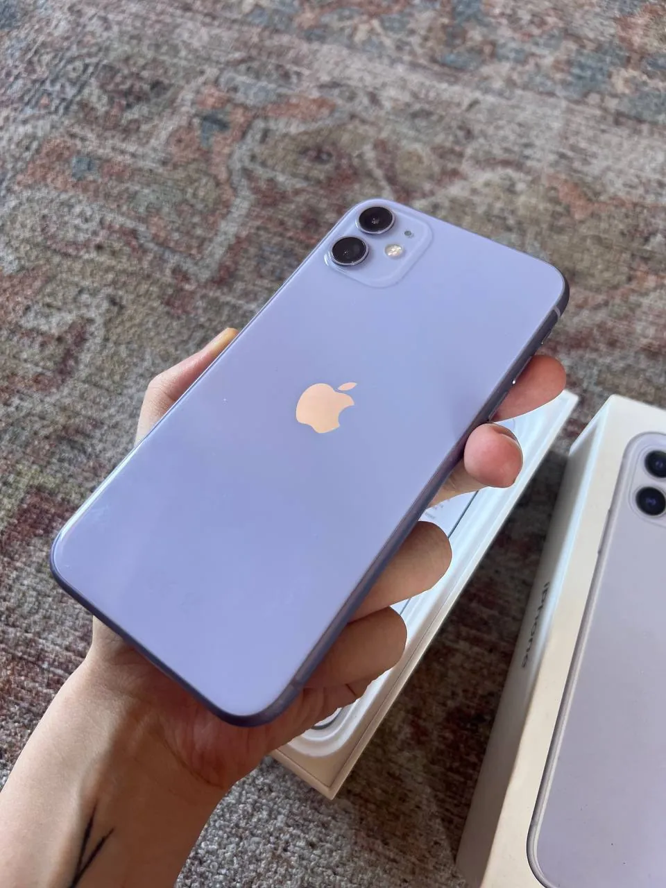 iPhone 11 64GB Purple отличное состояние 1