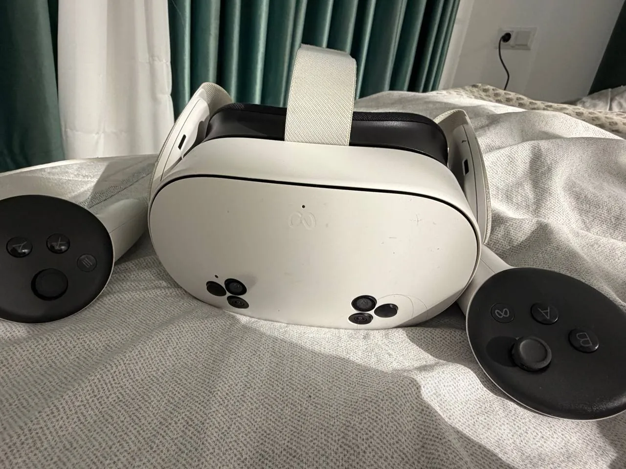 Meta Quest 3S VR шлем новый 1