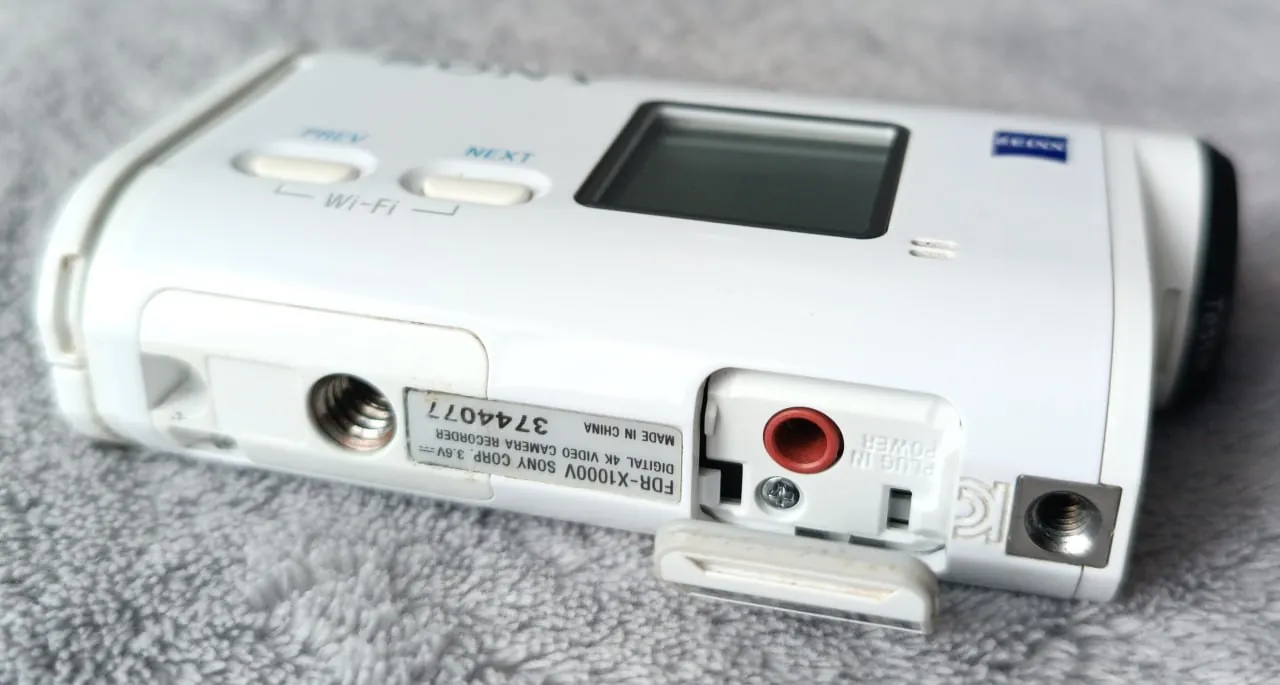 Экшн-камера Sony X1000V с аквабоксами 6