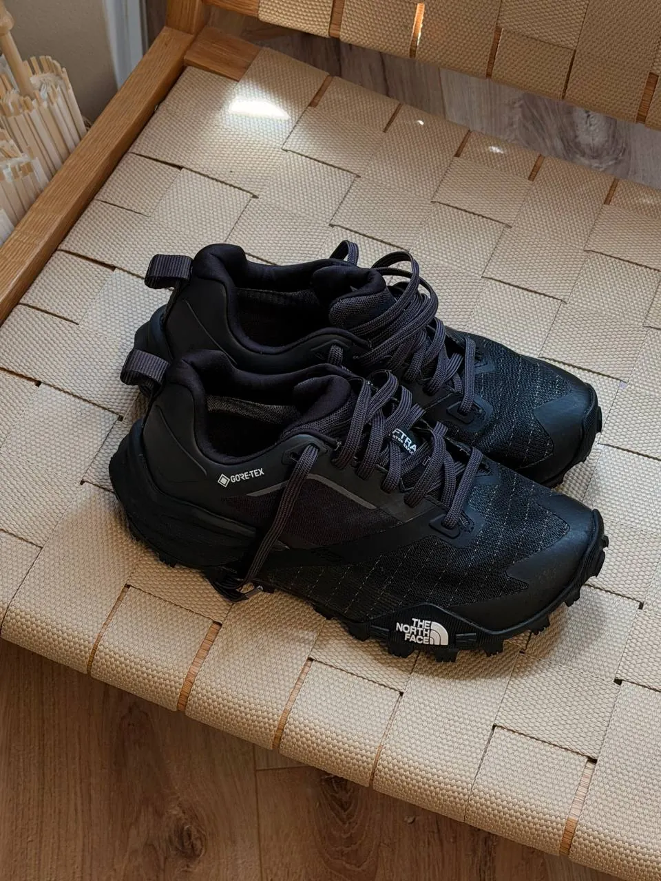 Кроссовки North Face Gore-Tex треккинг 1