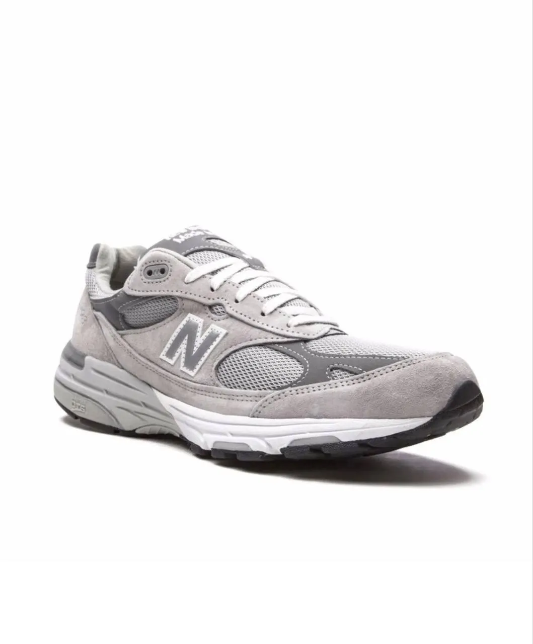 Шорты Lacoste и кроссовки New Balance 6
