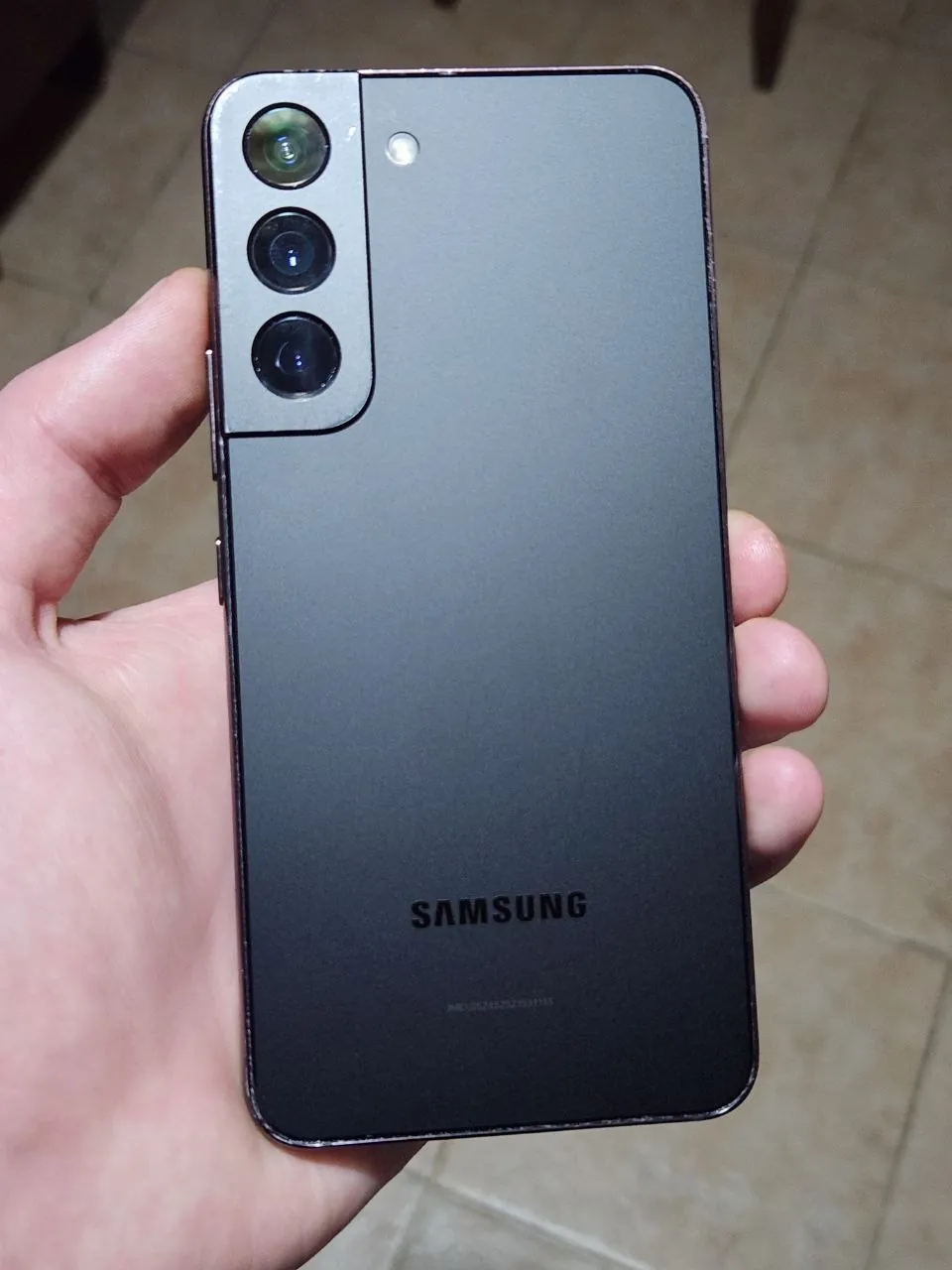 Samsung Galaxy S22 5G 128GB 1
