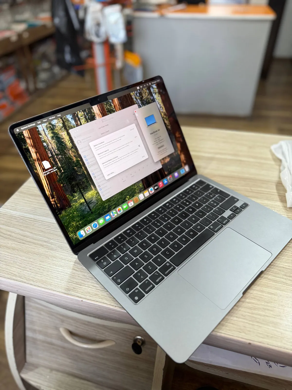 MacBook Air 13 M2 Silver 4