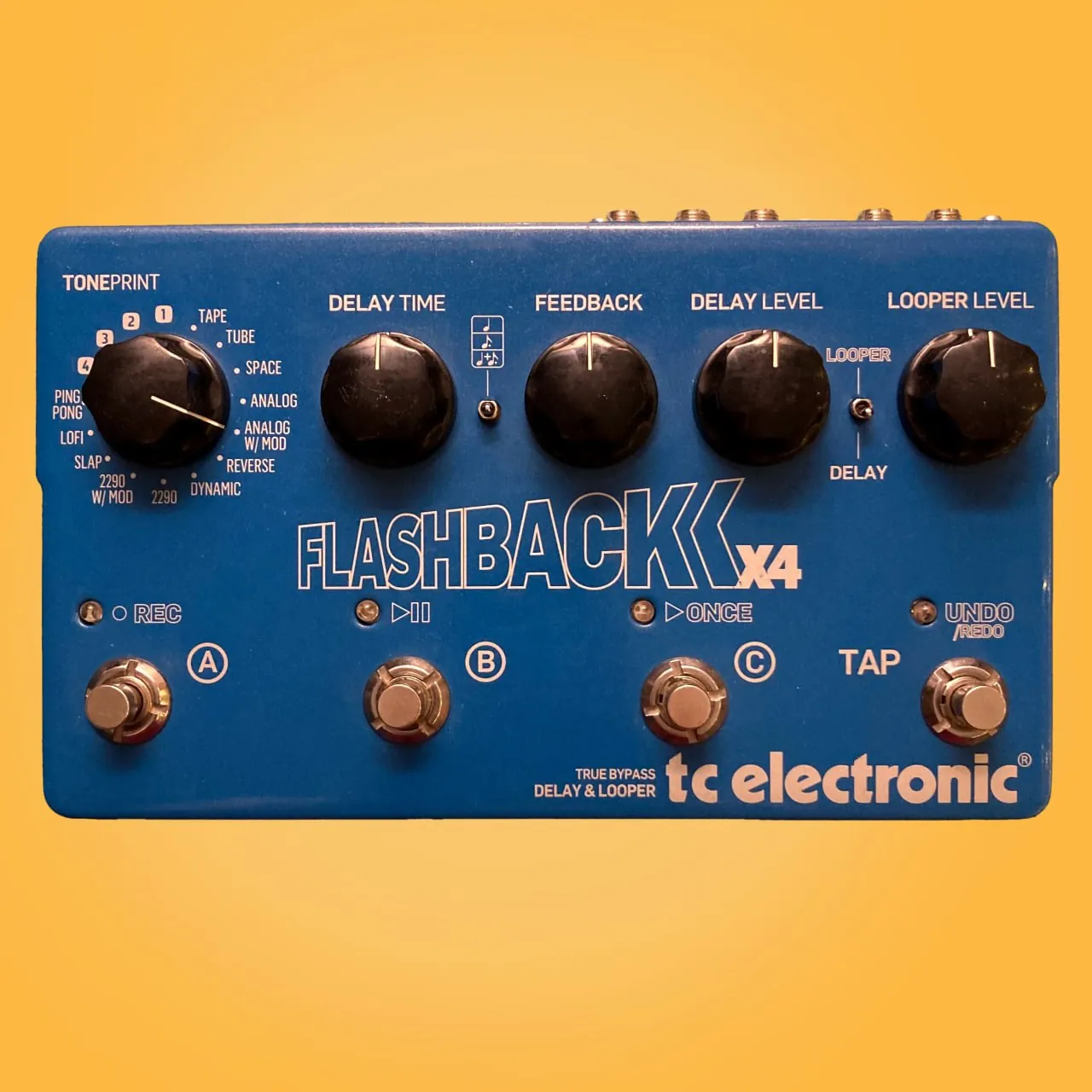 Педаль TC Electronic Flashback X4 1