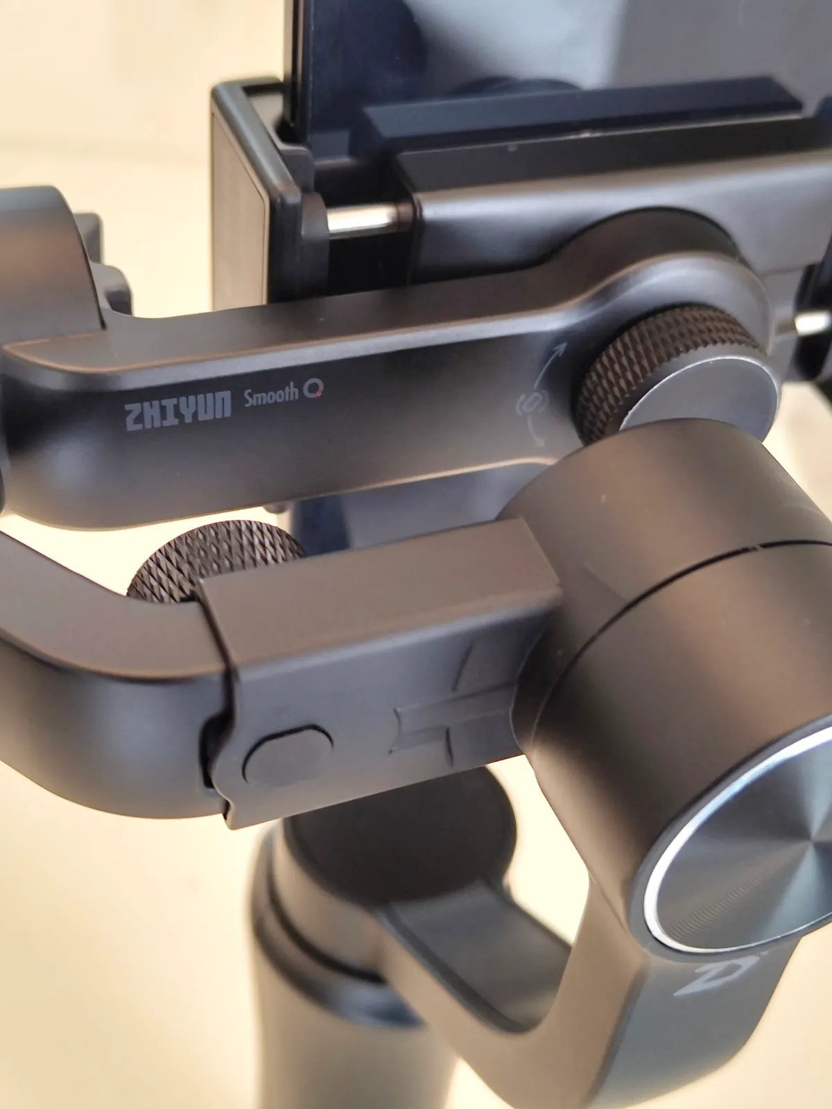 Стабилизатор Zhiyun Smooth 2