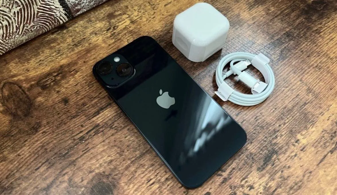 iPhone 14 идеальное состояние 1