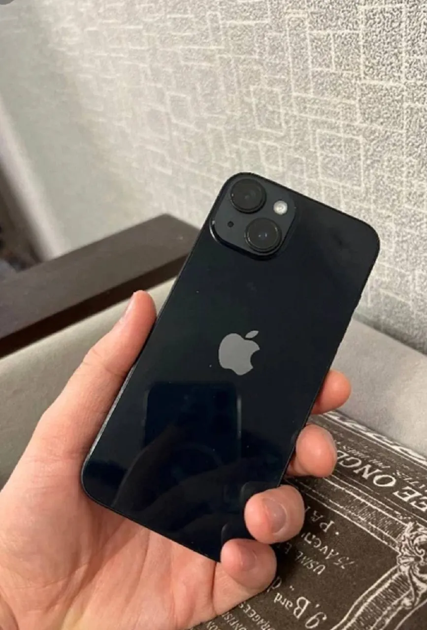 iPhone 14 идеальное состояние 2