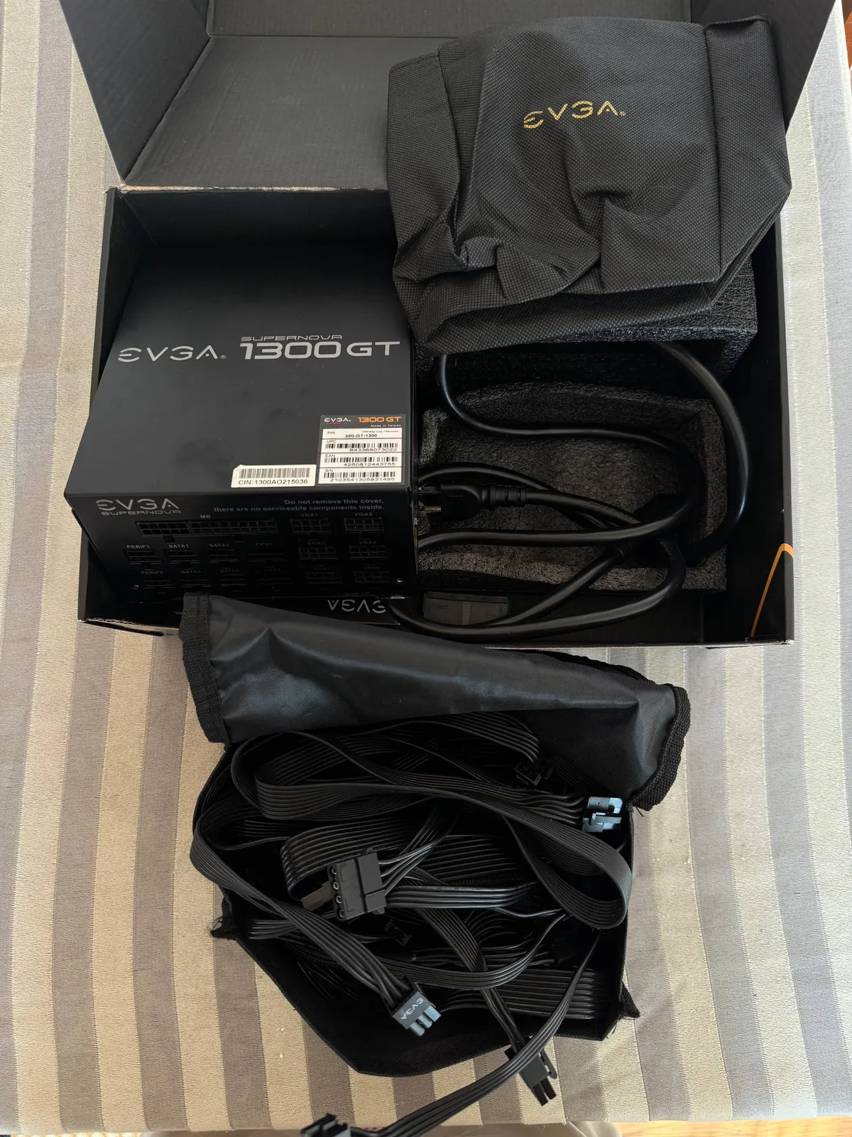 Блок питания EVGA SuperNova 1300GT 2