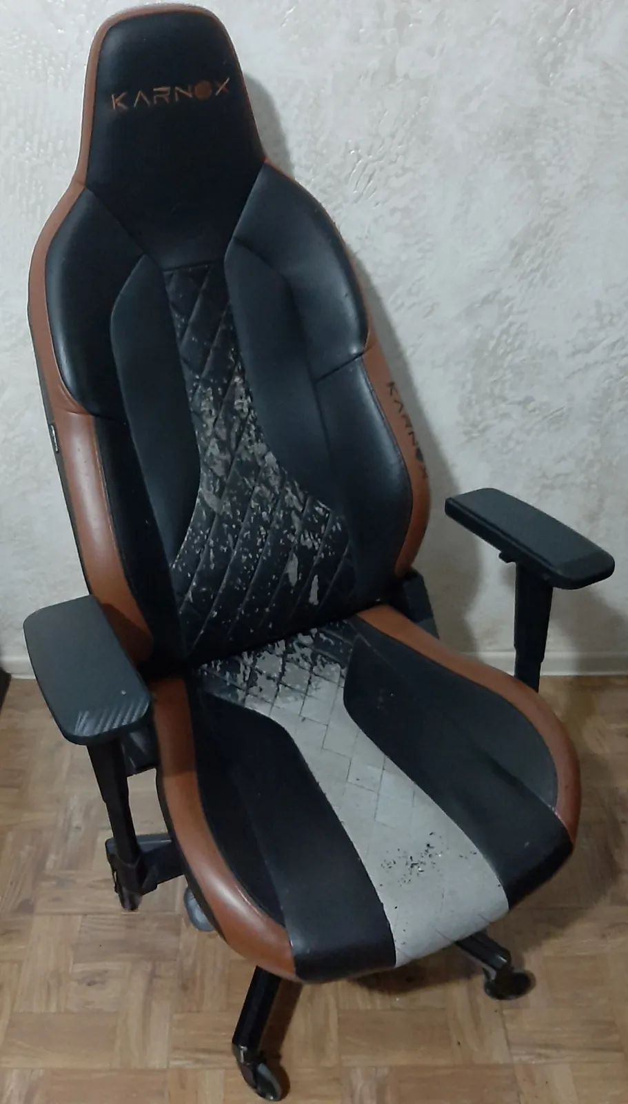 Кресло игровое Karnox Commander CR 3