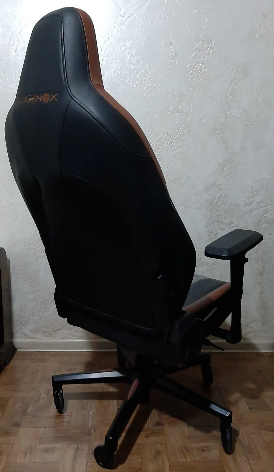 Кресло игровое Karnox Commander CR 4