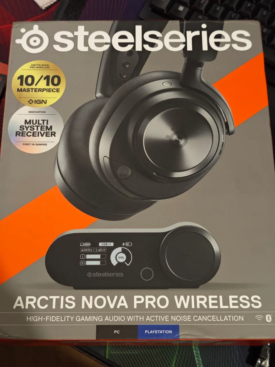Наушники SteelSeries Arctis Nova Pro Wireless 4