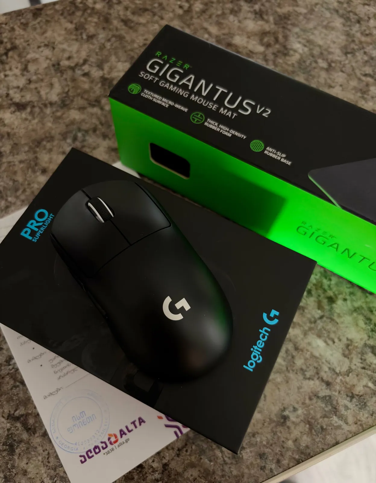 Мышь Logitech G Pro X Superlight и коврик 1