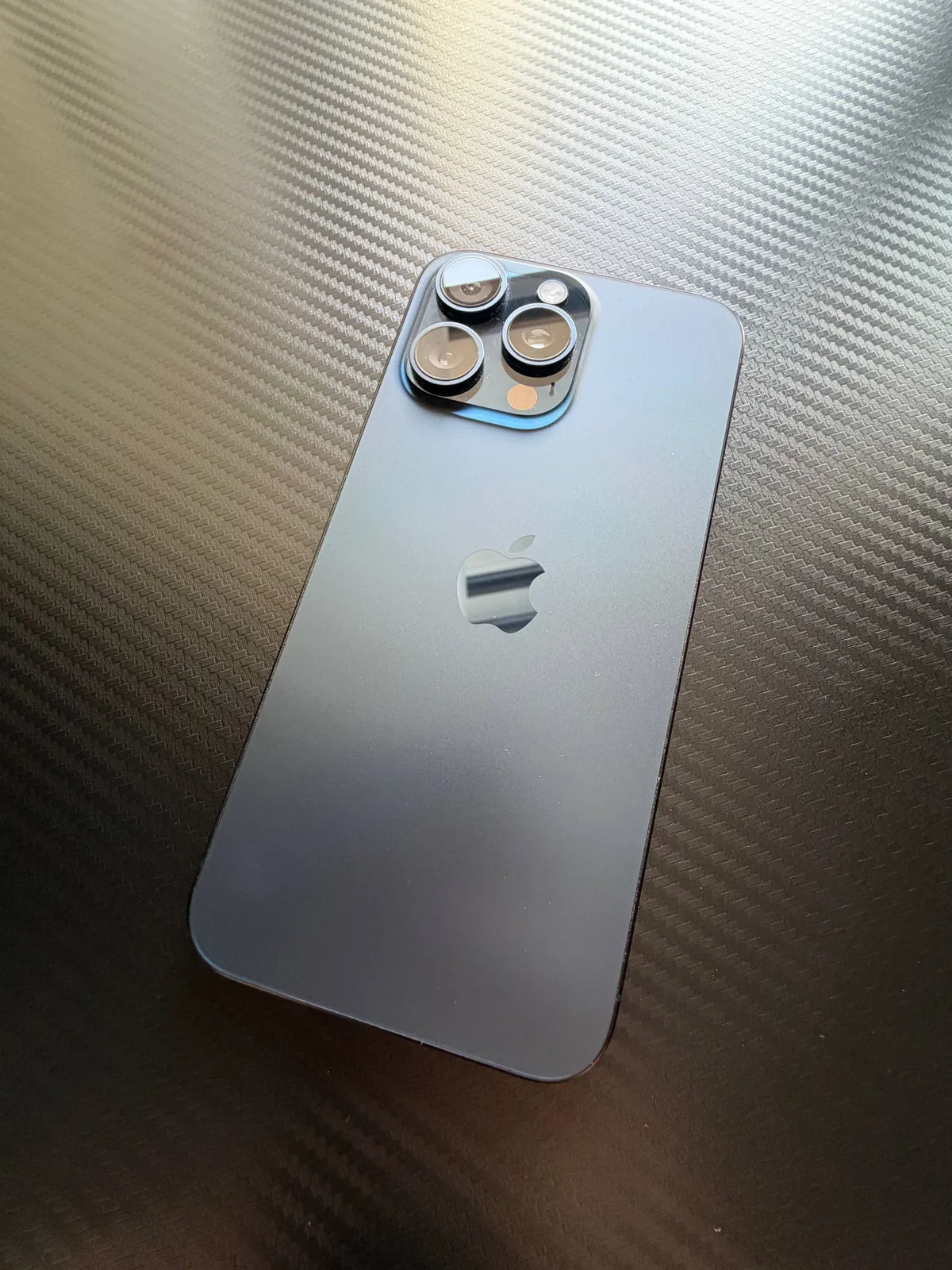iPhone 15 Pro Max 256GB 1