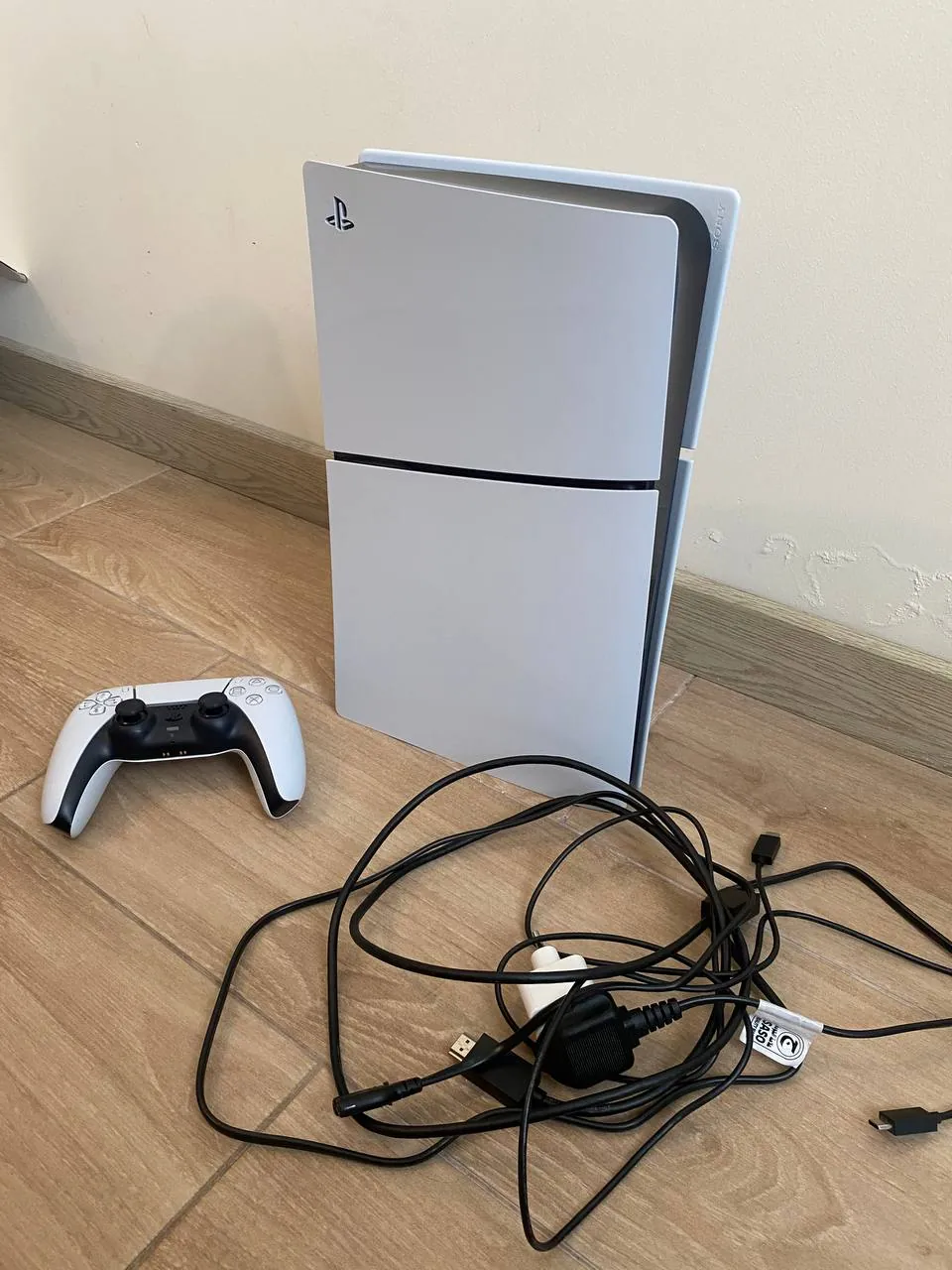 PS5 Slim Digital 1TB 3