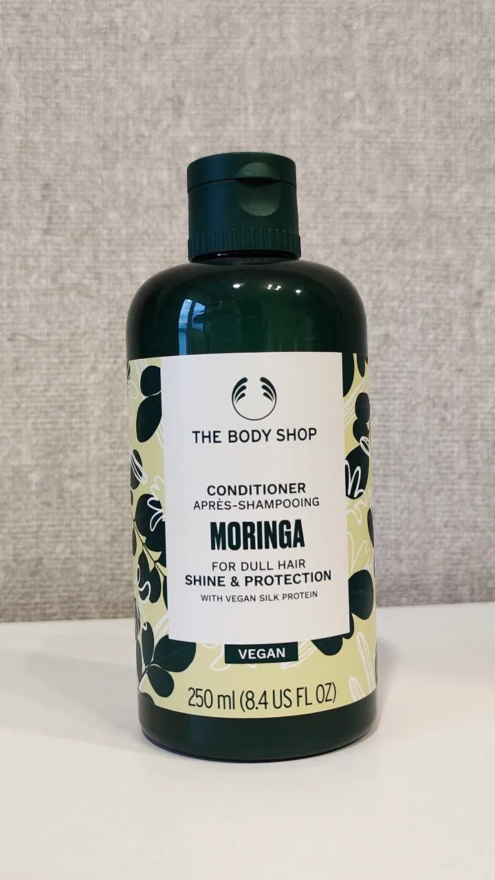 Кондиционер для волос The Body Shop Moringa 1