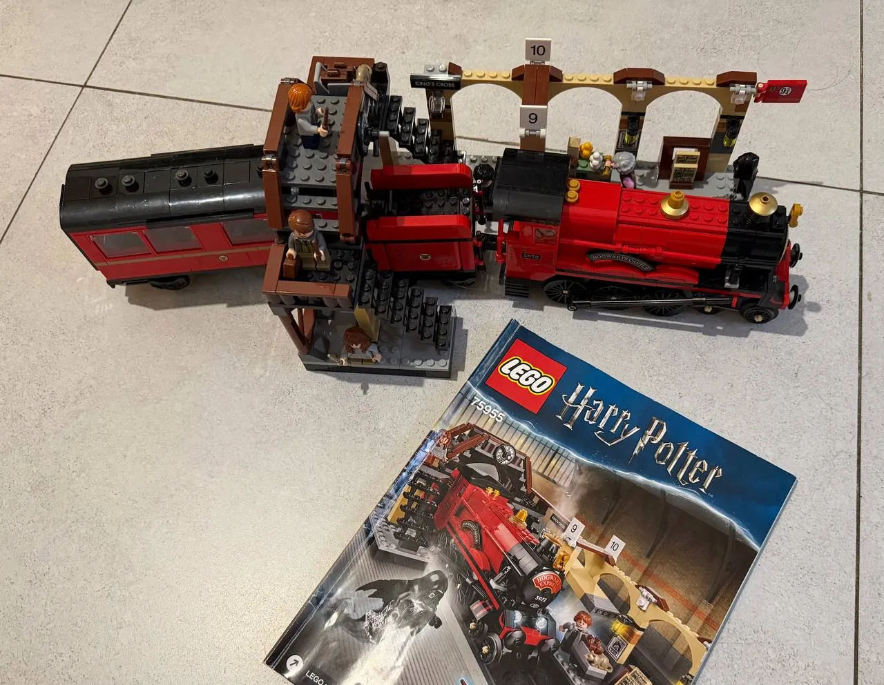 Lego Гарри Поттер Хогвартс-экспресс 1