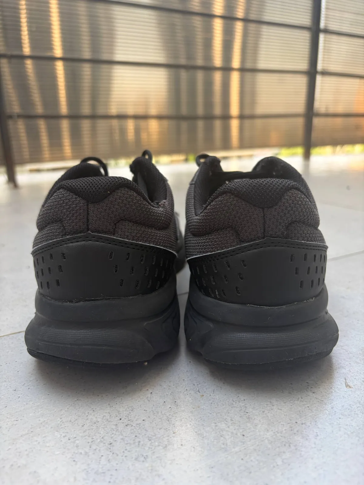 Кроссовки New Balance 411 размер 44.5 3