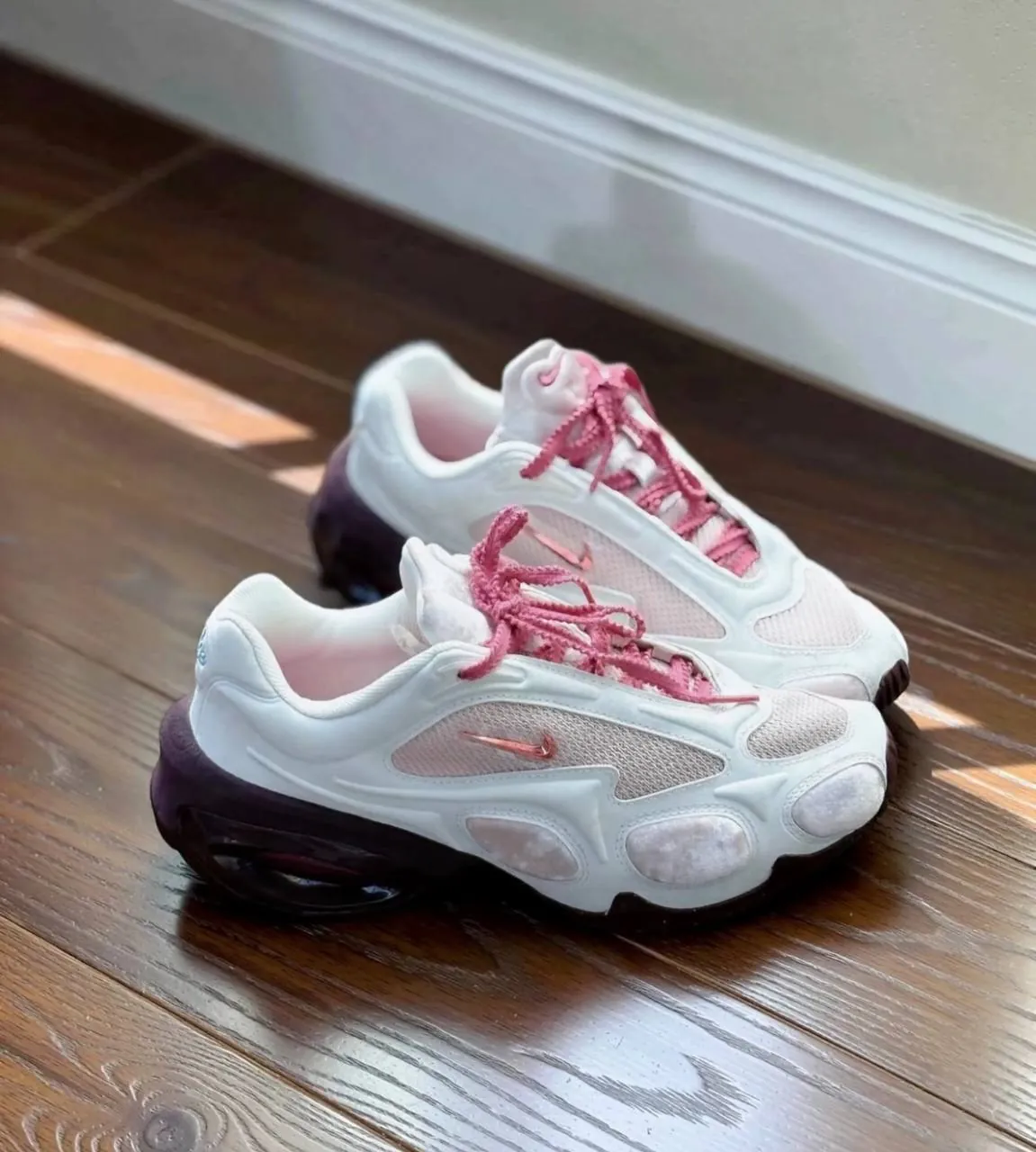 Кроссовки Nike Air Max новые 1