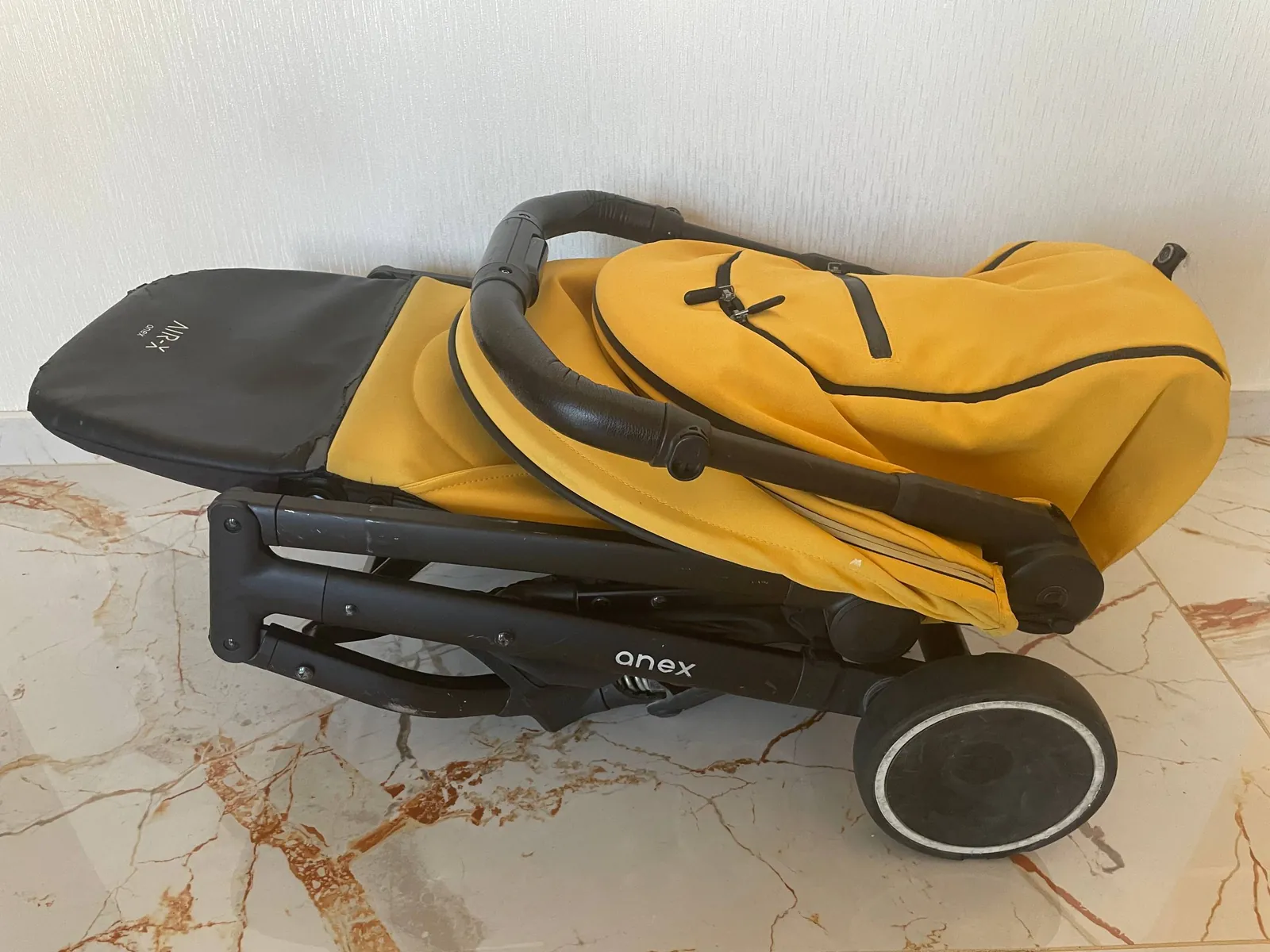 Коляска Anex Air-X складная 1
