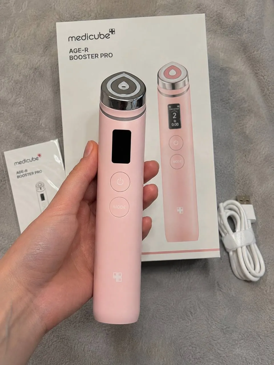 Medicube AGE-R Booster Pro Pink 1