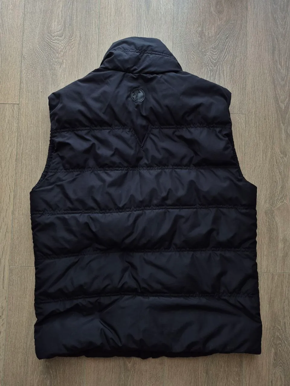 Жилет Versace и кожаные куртки 3