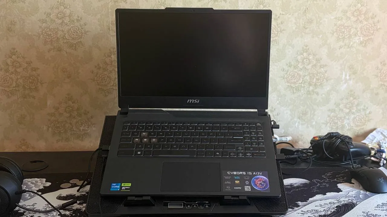 Ноутбук MSI Cyborg 15 2