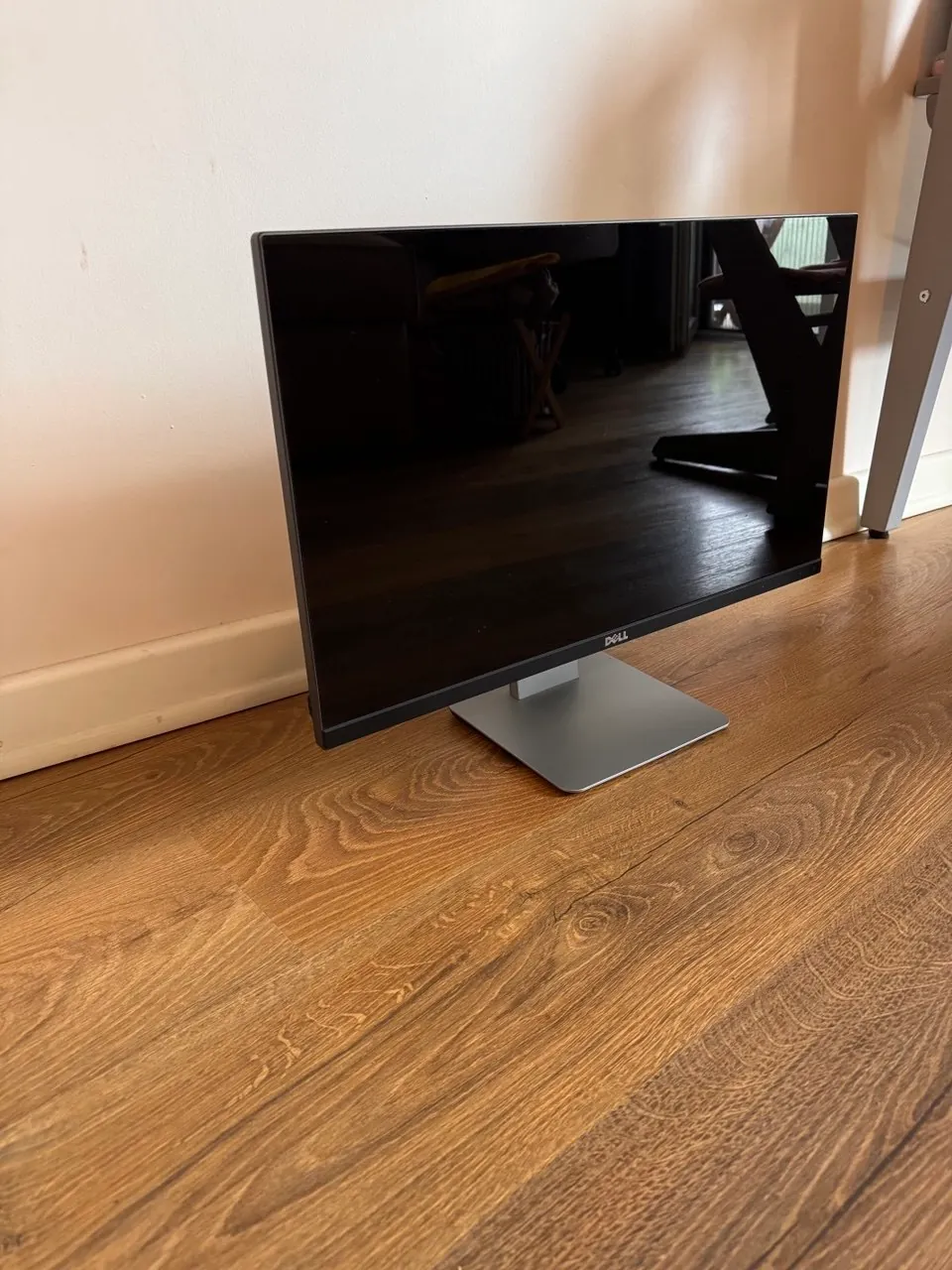 Монитор Dell 24 S2415H 1
