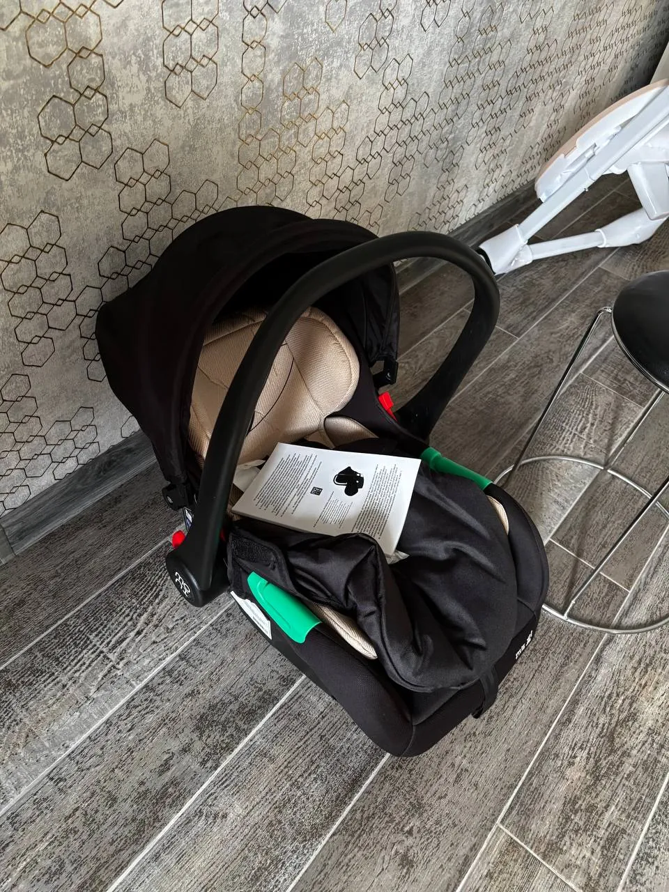 Автокресло новое со скидкой 1