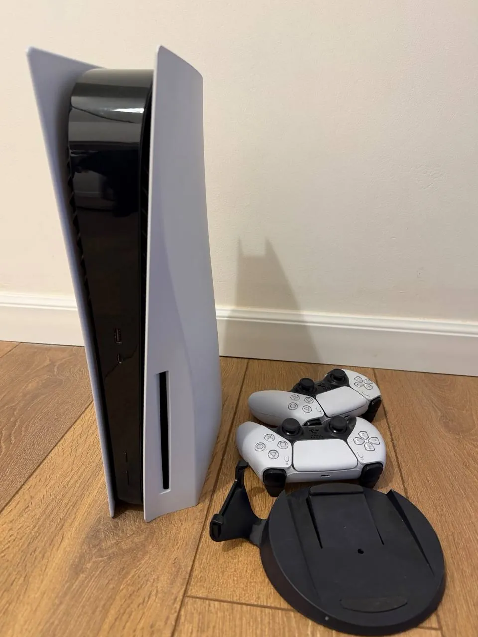 PlayStation 5 с дисководом и играми 1