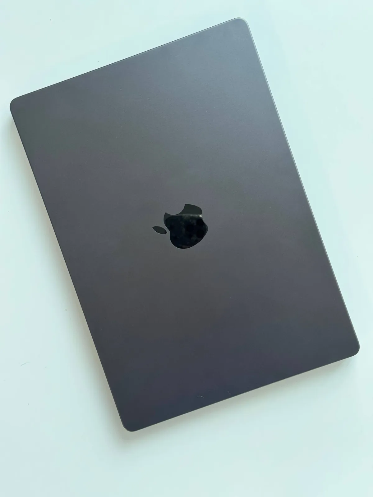 MacBook Pro 14 M5 24/512 4