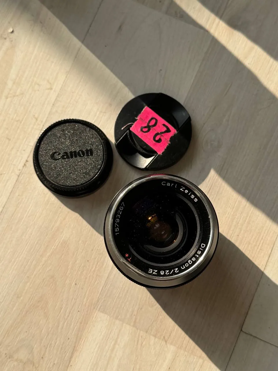 Объектив широкоугольный Zeiss f/2 1
