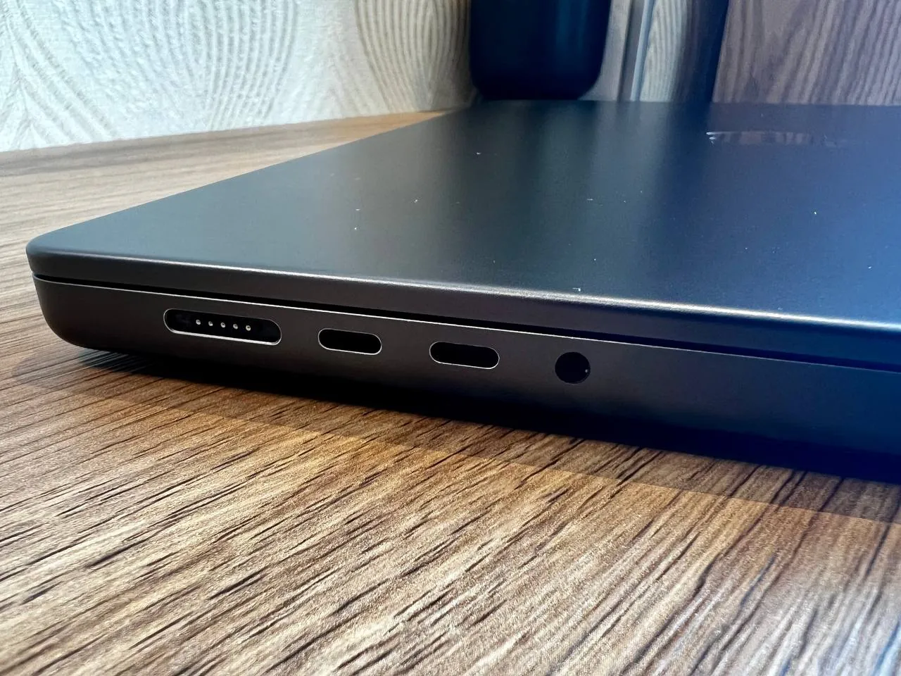 MacBook Pro 16 M3 Pro 2023 3