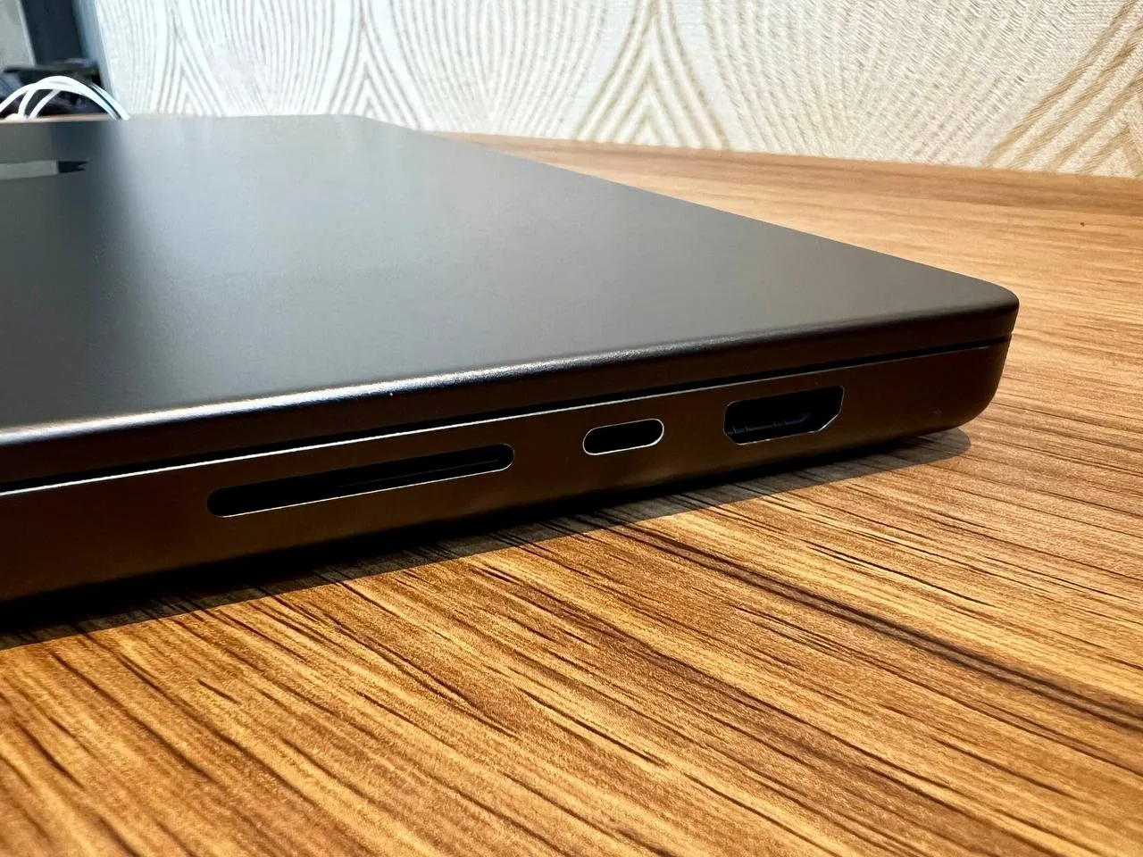 MacBook Pro 16 M3 Pro 2023 2